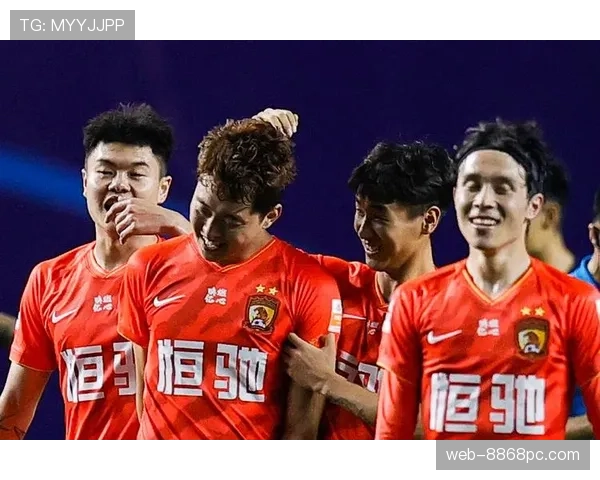 多特蒙德阵容潜力充足但经验不足，关键战稳定性面临考验