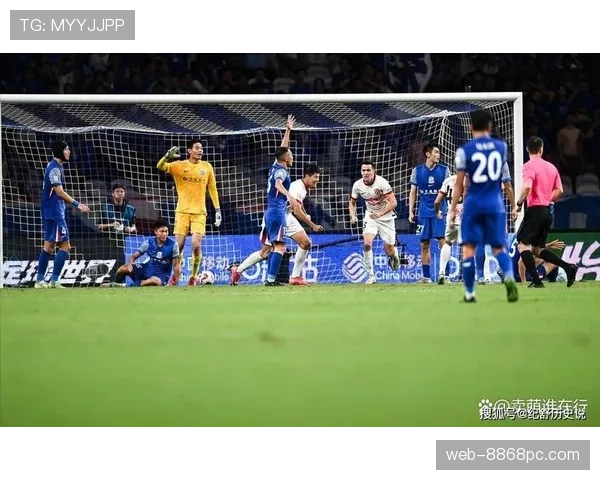 上海申花外援高效但进攻缺乏层次，体系协同与战术变化亟待提升