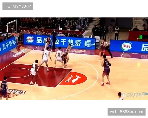 篮球规则掩护犯规判定标准是什么以及裁判吹罚依据详解
